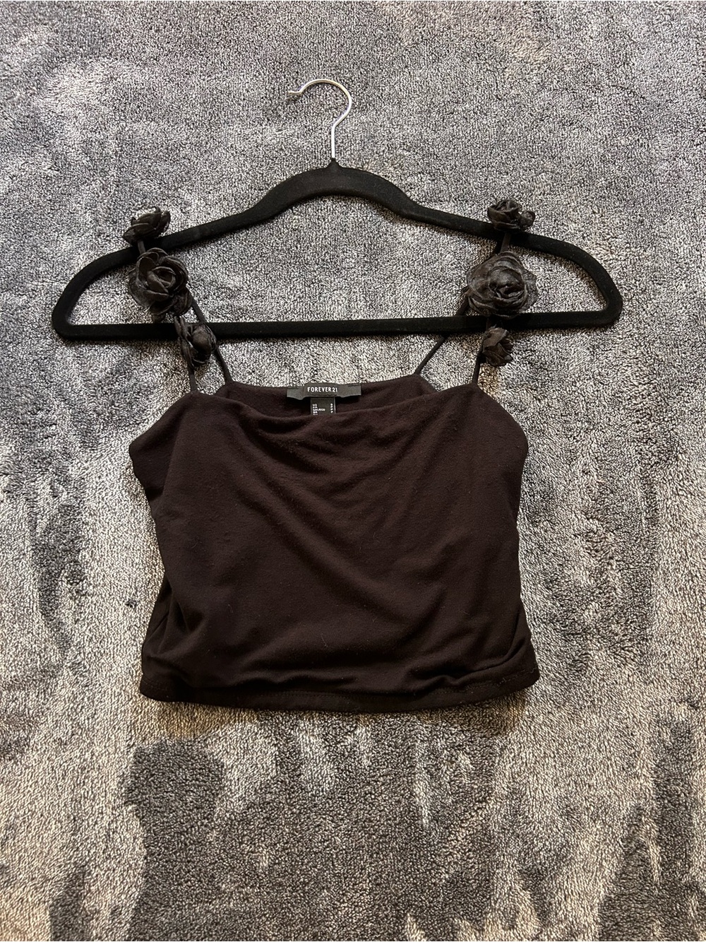 Forever 21 Black Spaghetti Strap Cropped Cami